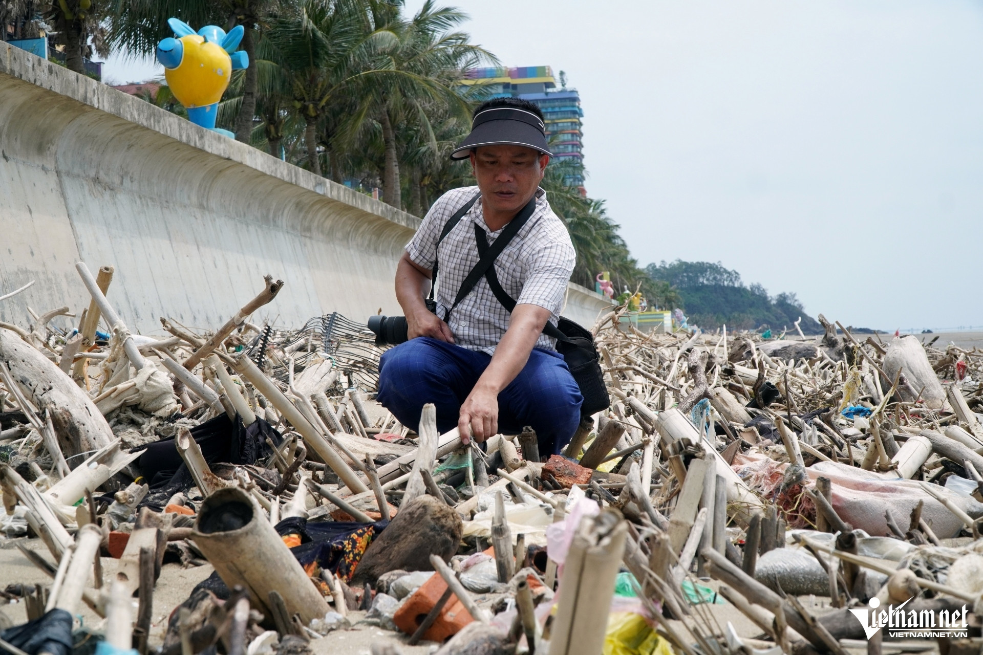 W-a2Bãi chông’ tre nhọn hoắt gây.JPG.jpg
