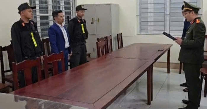 Chủ tịch Viện Khoa học Quản lý Giáo dục bị bắt vì cấp chứng chỉ tiếng Anh giả — image 1