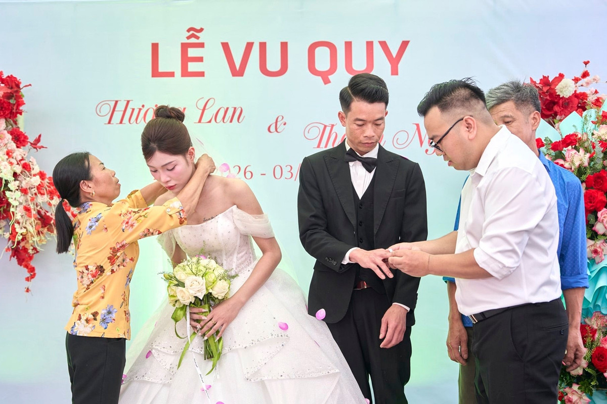  Con dâu tái hôn sau 10 năm góa bụa, bố mẹ chồng ở Phú Thọ làm 40 mâm cỗ gả đi 