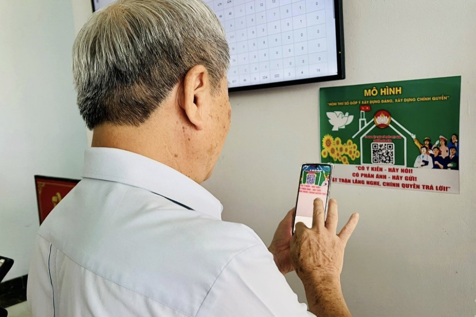 “Dân vận số” kéo gần khoảng cách thông tin từ khu dân cư