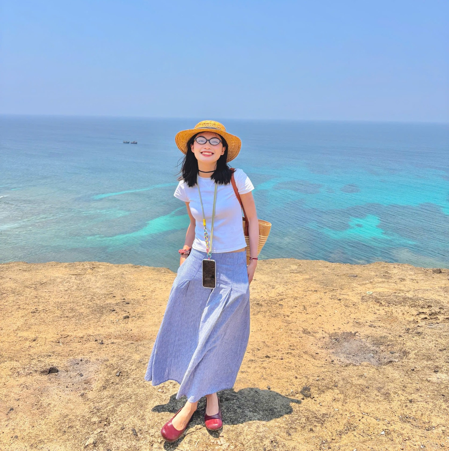 du khách đảo lý sơn cháy phòng