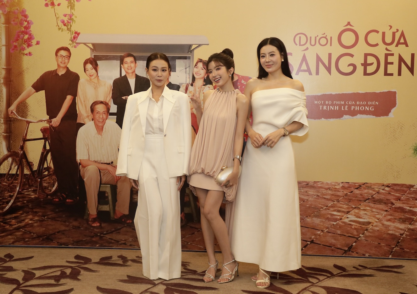 dưới ô cửa_MGL4691.JPG