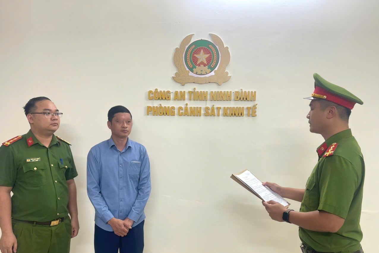  Khởi tố cựu cán bộ xã ở Ninh Bình chiếm đoạt 60 triệu đồng tiền từ thiện 