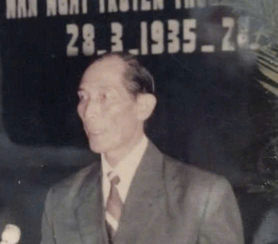  “Vàng không mua nổi lòng người Dao theo Đảng” 