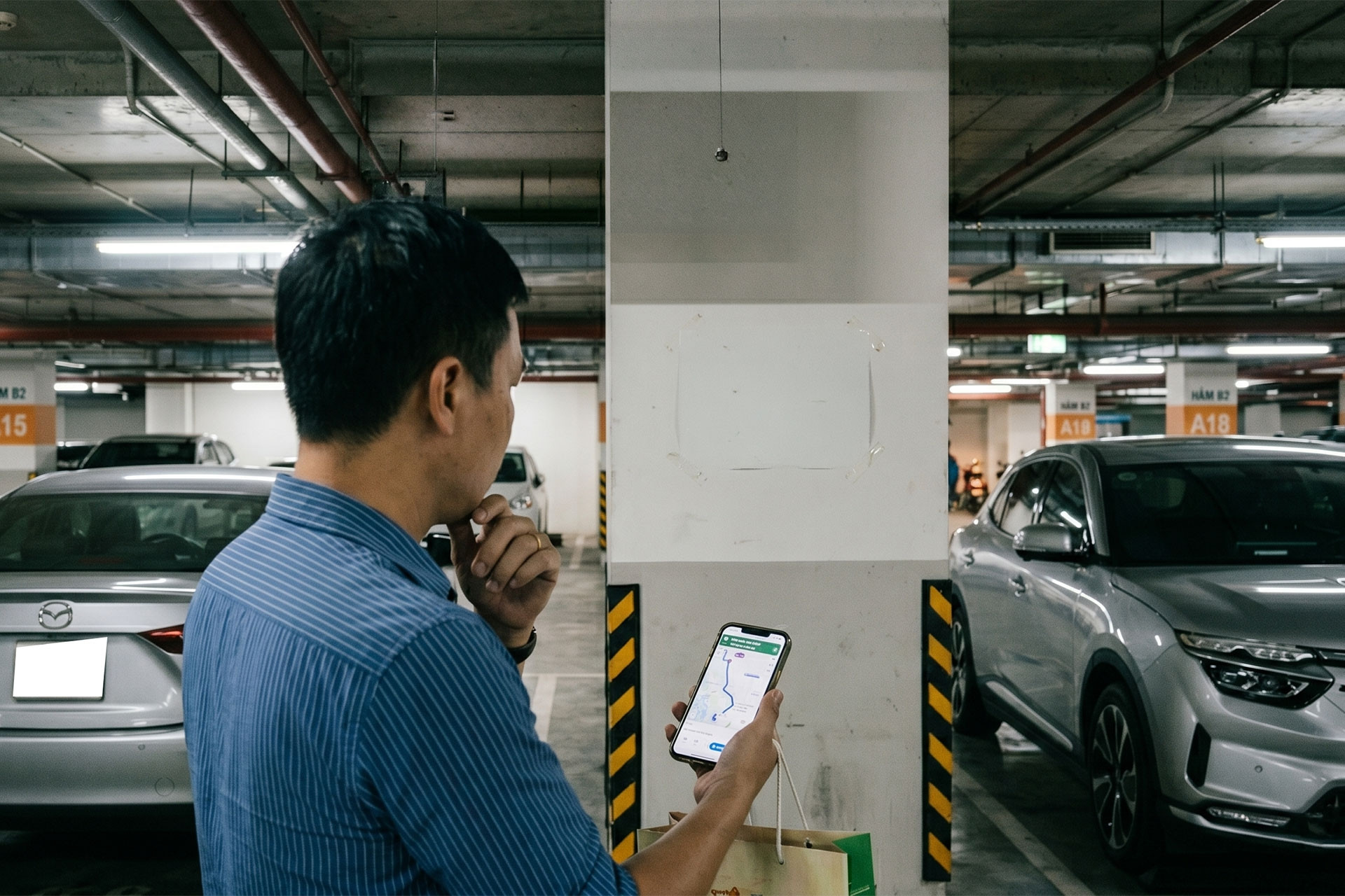 Ở chung cư, có nên bán xe xăng để đổi sang xe điện?