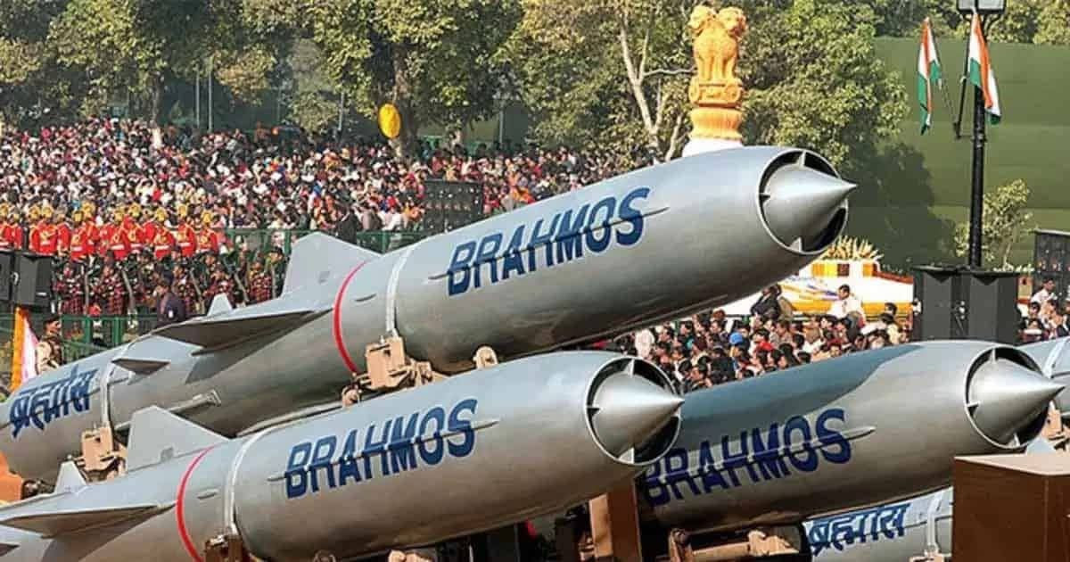 Tên lửa BrahMos 4.jpg