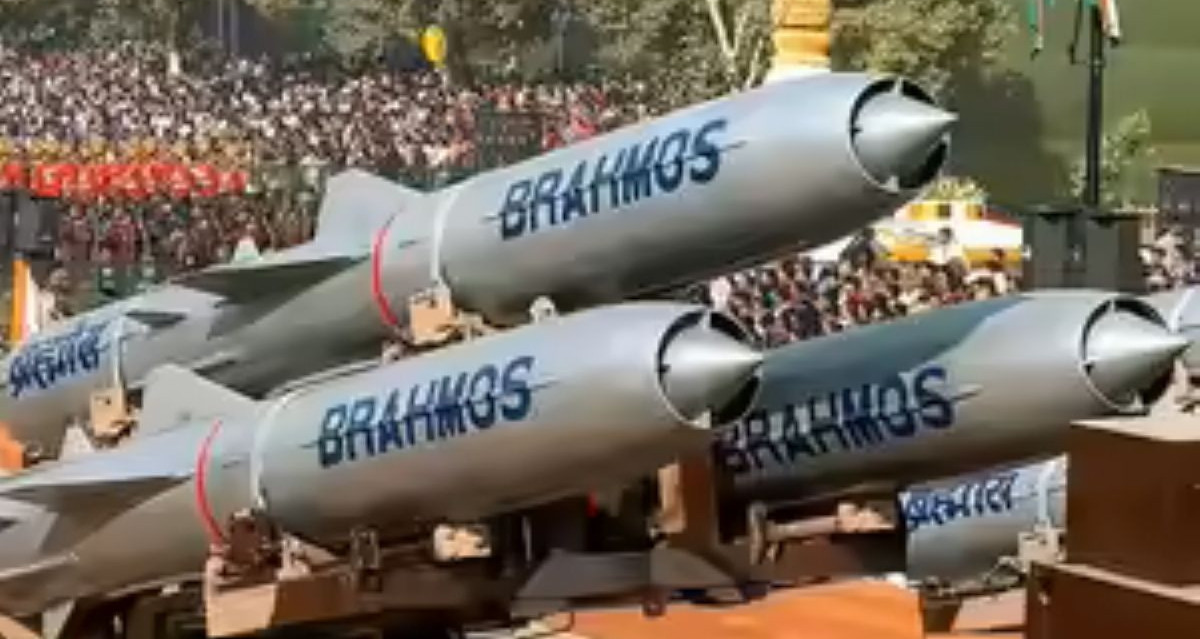 Tên lửa BrahMos công nghệ sea-skimming, khó bị đánh chặn, thay đổi cuộc chơi