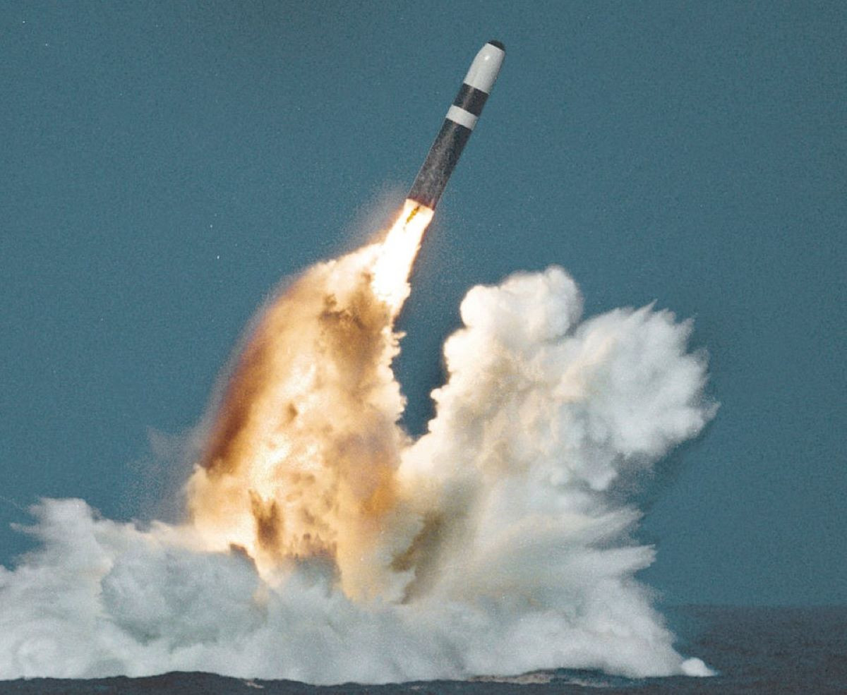 Tên lửa Trident II D5 Mỹ 1.jpg