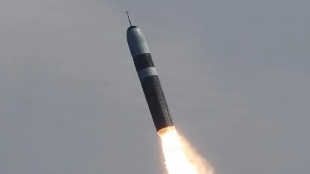 Tên lửa Trident II D5 Mỹ.jpg