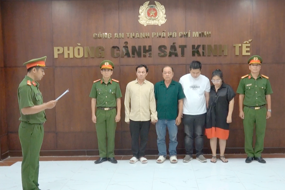  Triệt phá đường dây biến hóa chất công nghiệp thành giấm ăn ngoại nhập 