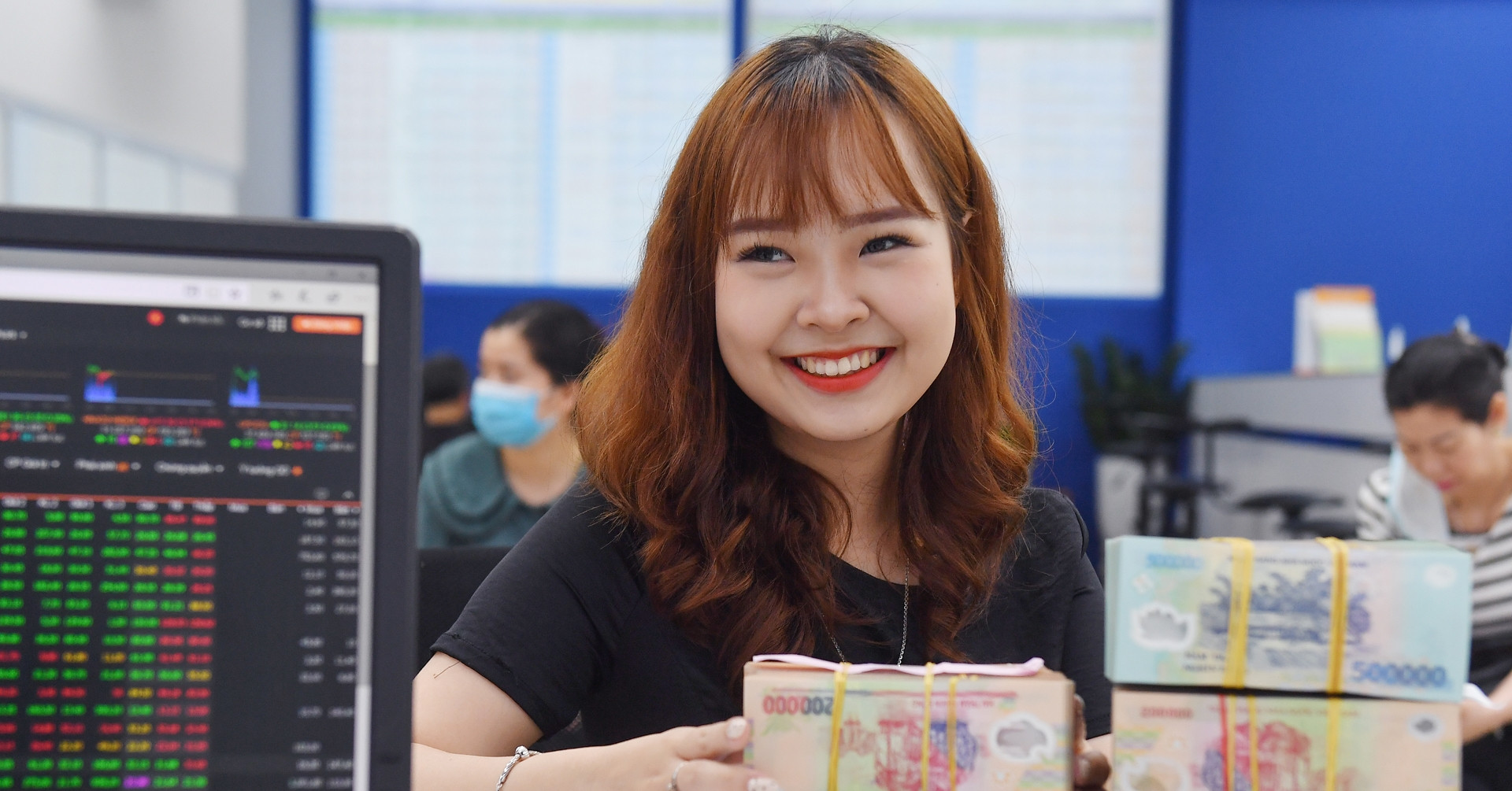 Lãi suất ngân hàng hôm nay 7/5/2026: Thanh khoản bớt nóng nhưng chưa "dễ thở"