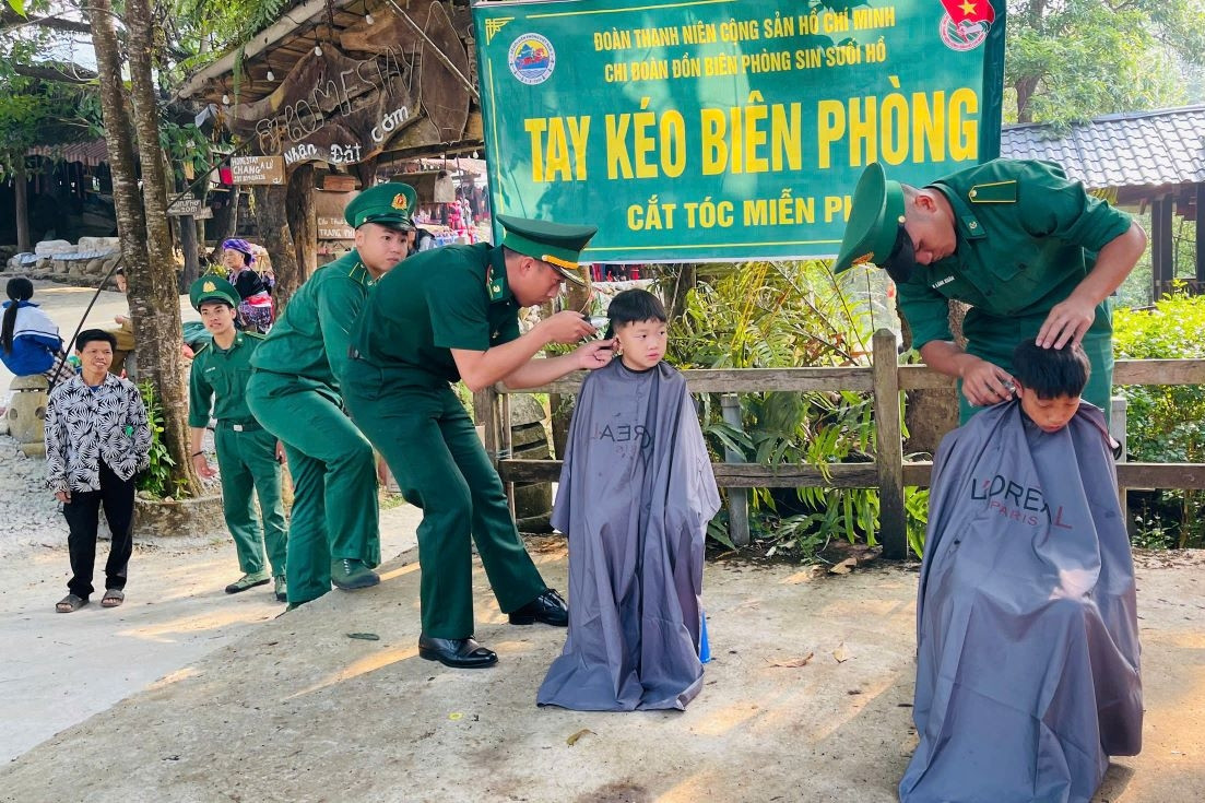 Bộ đội Biên phòng Lai Châu ươm mầm tri thức nơi biên cương