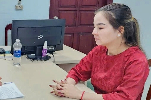 Chiêu lừa trúng số độc đắc: Nhiều người sập bẫy 'nữ thầy bói' mới học hết lớp 8
