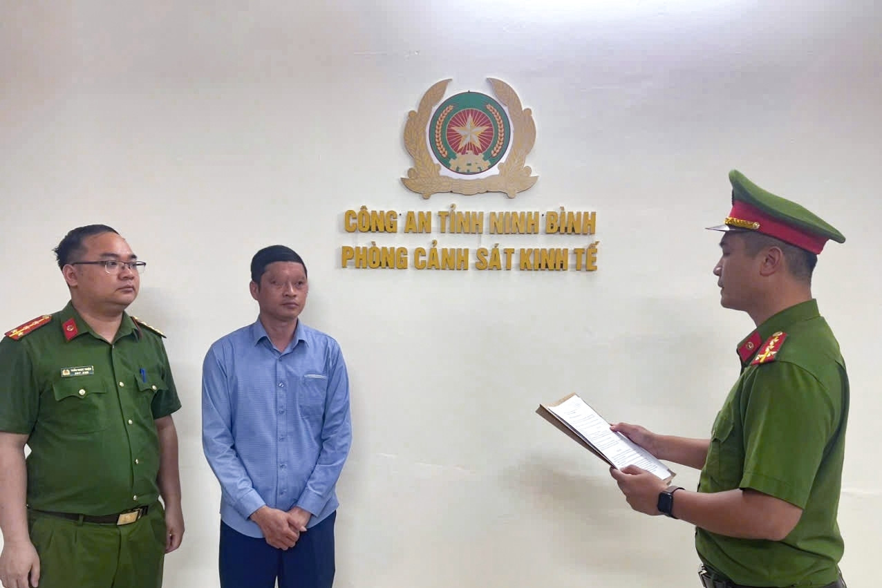 Khởi tố cựu phó ban cấp xã ở Ninh Bình vì ăn chặn tiền từ thiện của dân