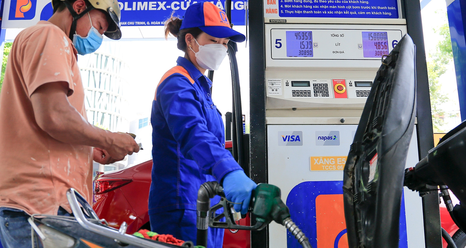 Giá dầu giảm lần thứ 6, xăng Việt Nam rẻ hơn Thái Lan hơn 10.000 đồng/lít