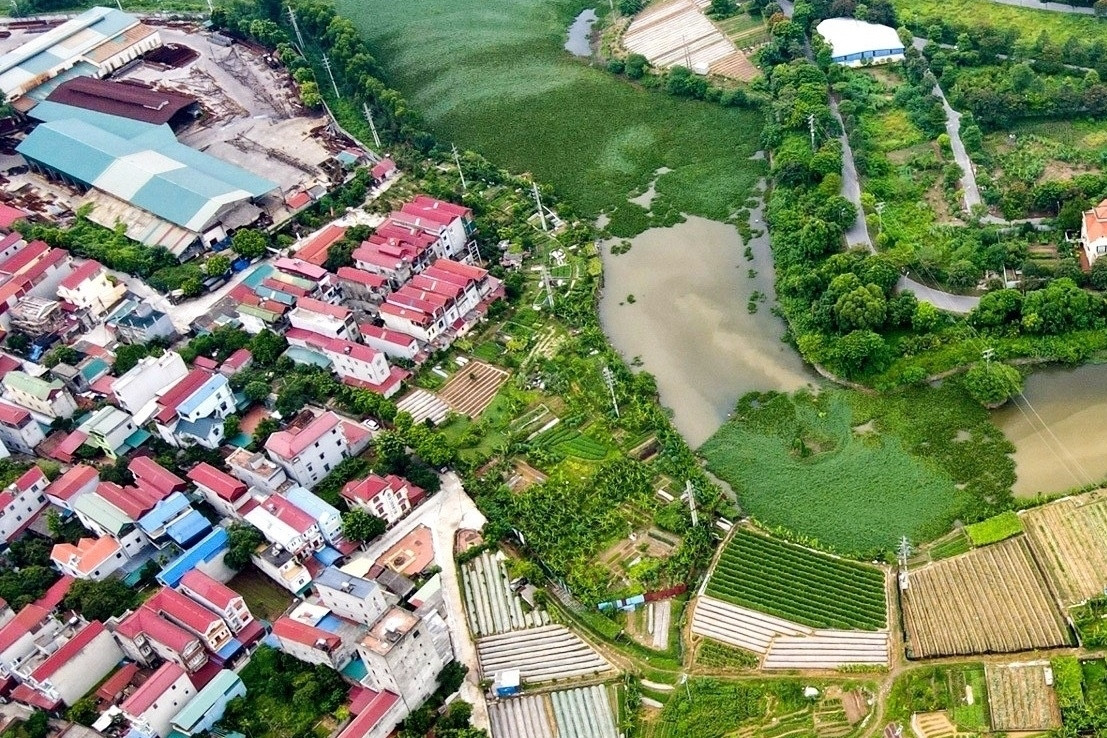Mua lại đất đơn vị quốc phòng giao bằng giấy viết tay, có được cấp sổ đỏ?