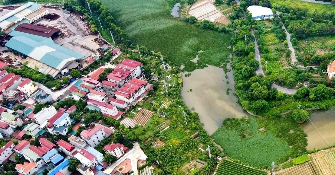 Mua lại đất đơn vị quốc phòng giao bằng giấy viết tay, có được cấp sổ đỏ?