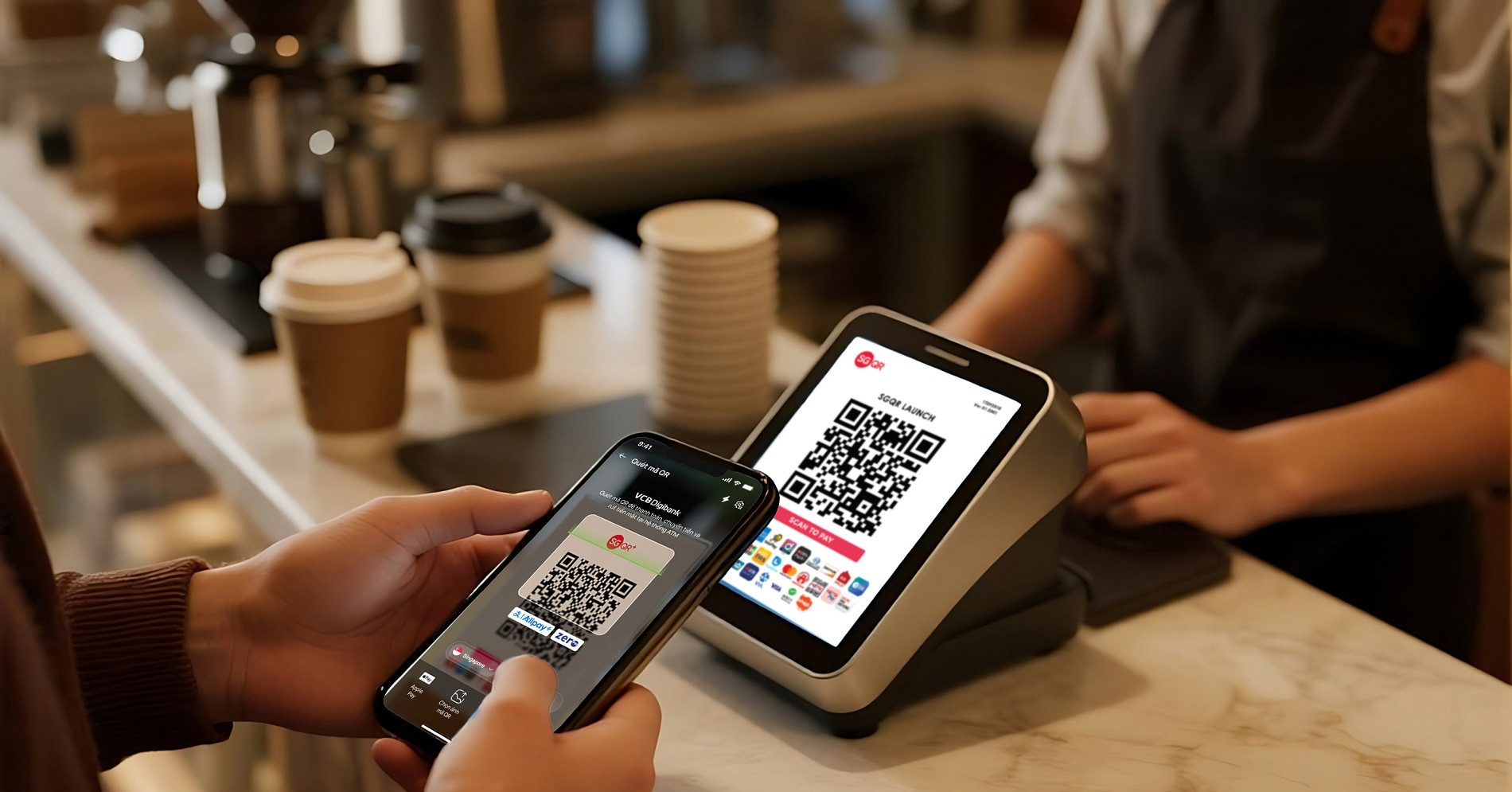 Thanh toán QR xuyên biên giới là gì? Sử dụng ra sao?