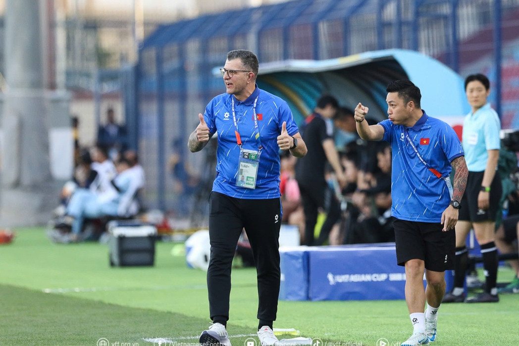U17 Việt Nam thắng ở giải châu Á: Người truyền lửa, Cristiano Roland