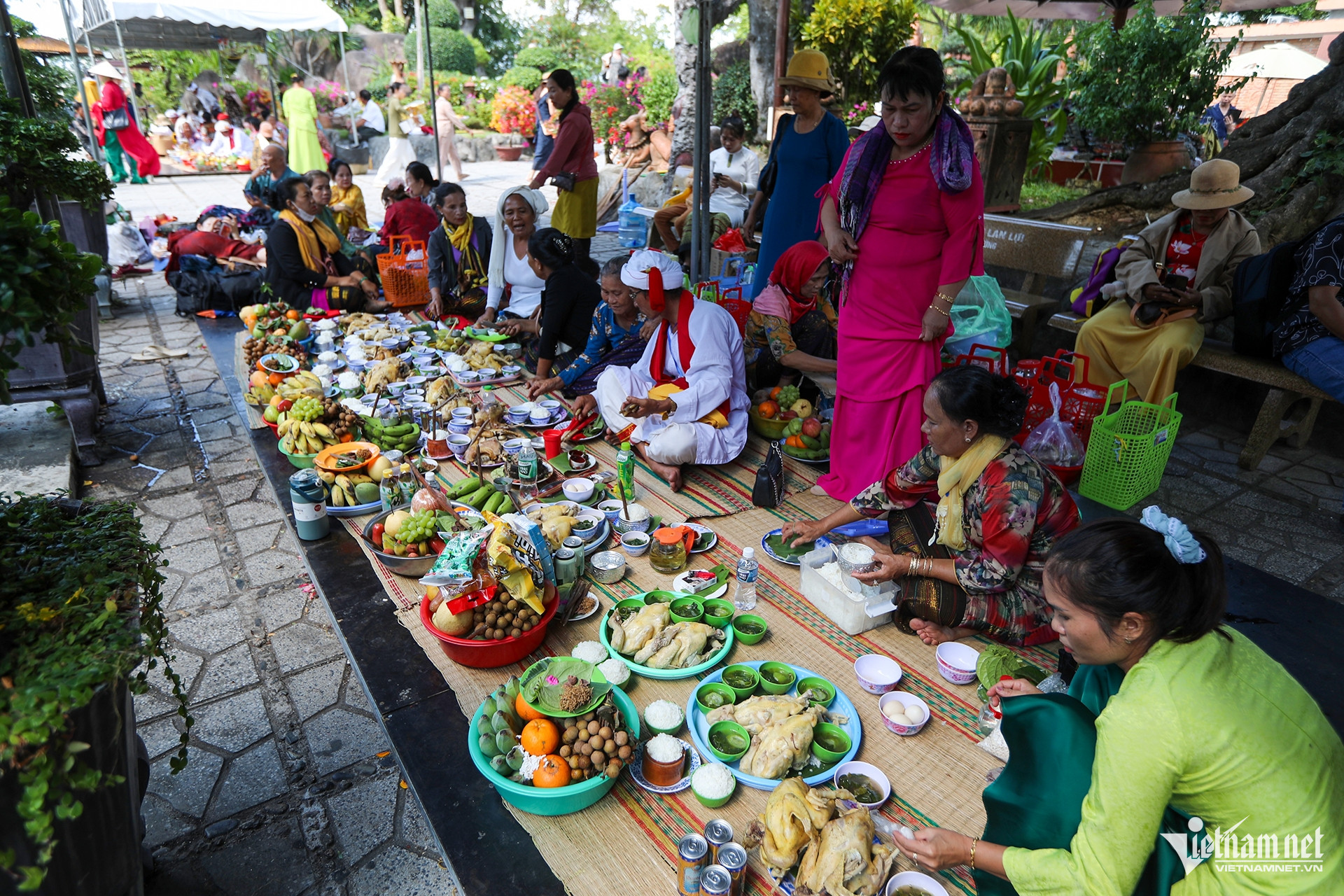 https://static-images.vnncdn.net/vps_images_publish/000001/000003/2026/5/7/w-img-2638jpg-1982.jpg
