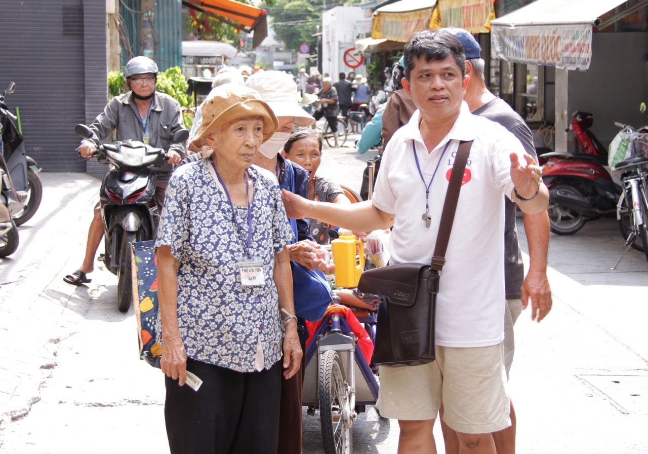 W-quan-com-3.JPG.jpg