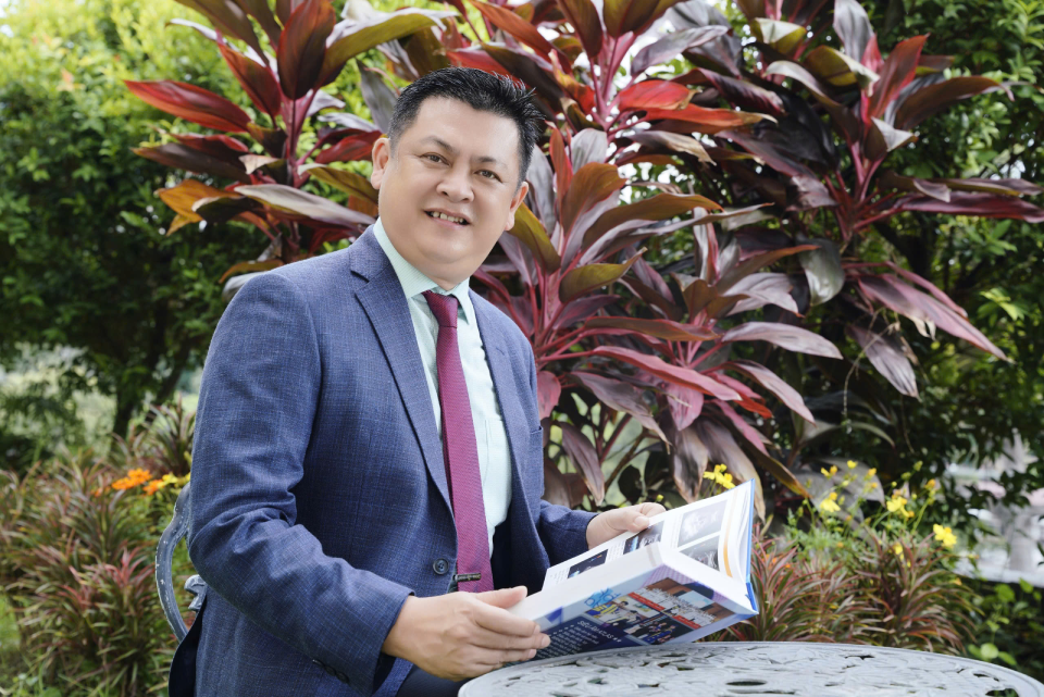 000 bác sĩ Dương.png