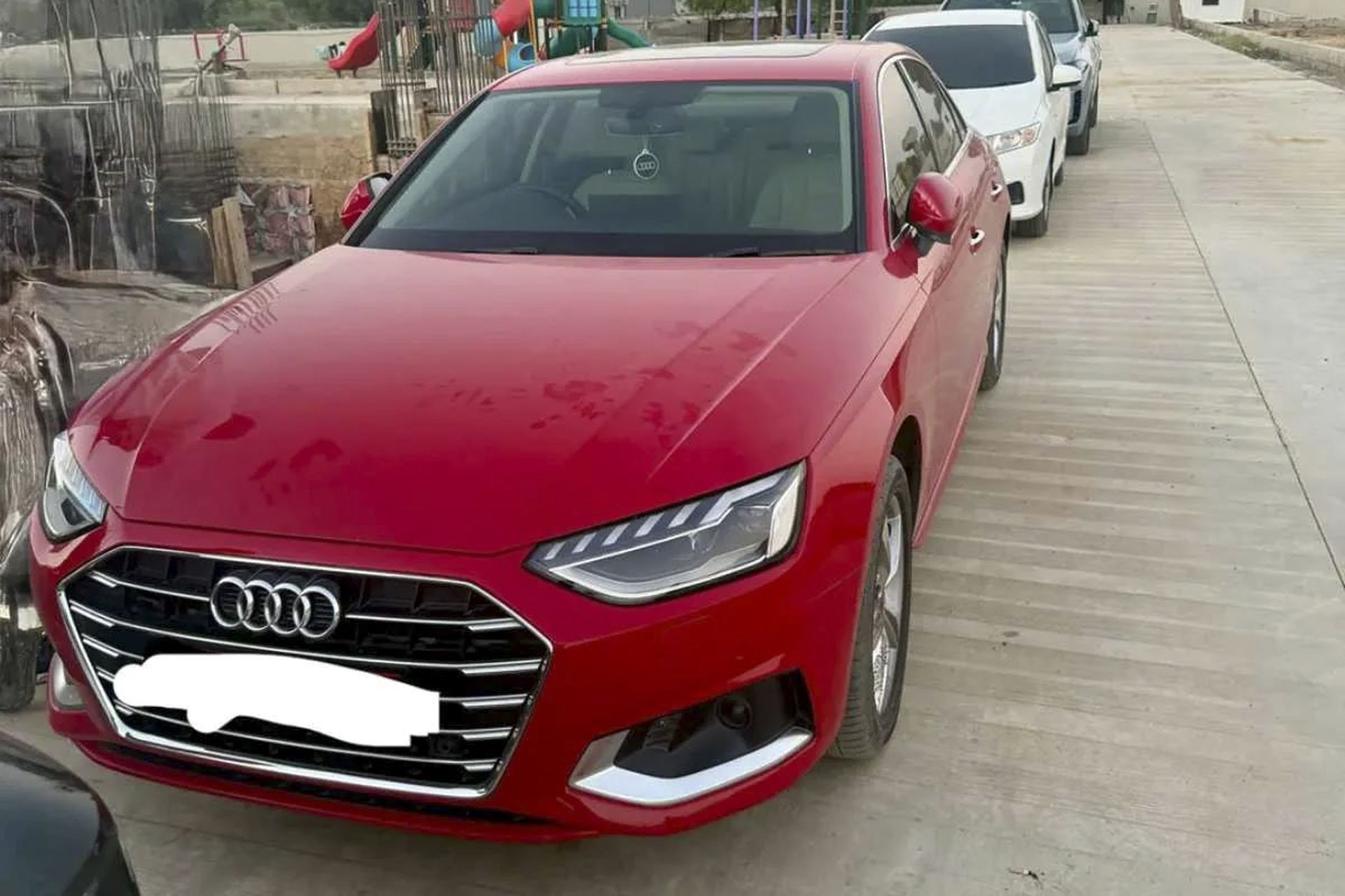 ban xe Audi.jpg