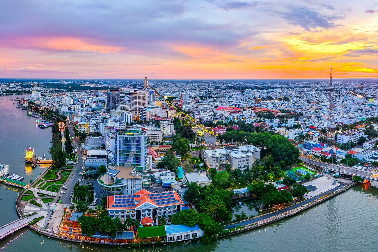 Chính phủ yêu cầu khẩn trương hoàn thành sắp xếp tổ dân phố, thôn, bản