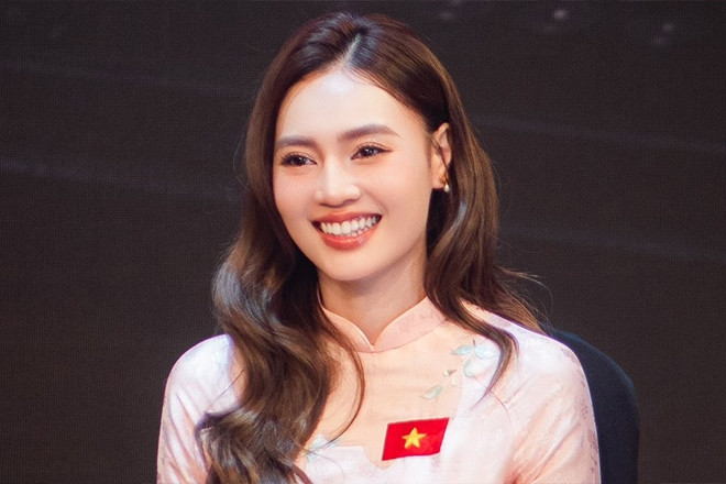Diễn viên Ninh Dương Lan Ngọc phủ nhận được ưu ái nhờ có cha làm công an
