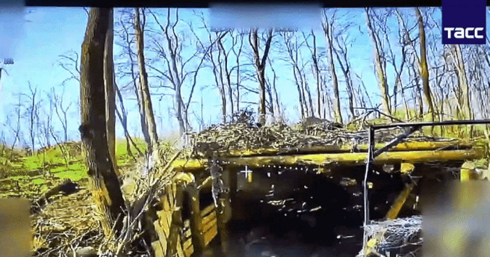 Nga tập kích loạt pháo Ukraine ở Sumy bằng UAV cảm tử