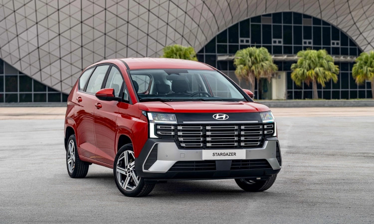 NEW Hyundai Stargazer.webp