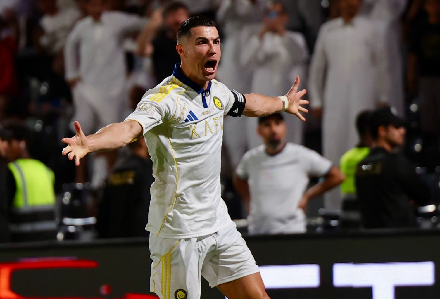 Ronaldo cùng Joao Felix rực sáng, Al Nassr tiến sát ngôi vô địch SPL