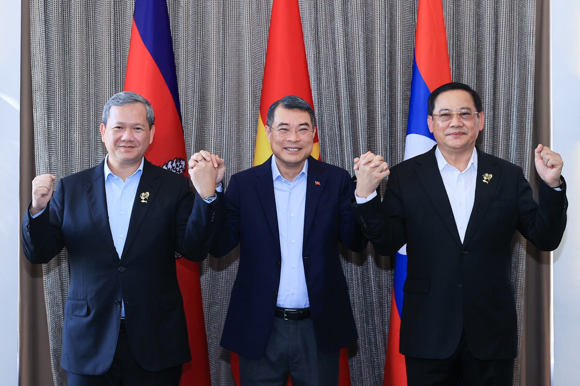 thu tướng.jpg