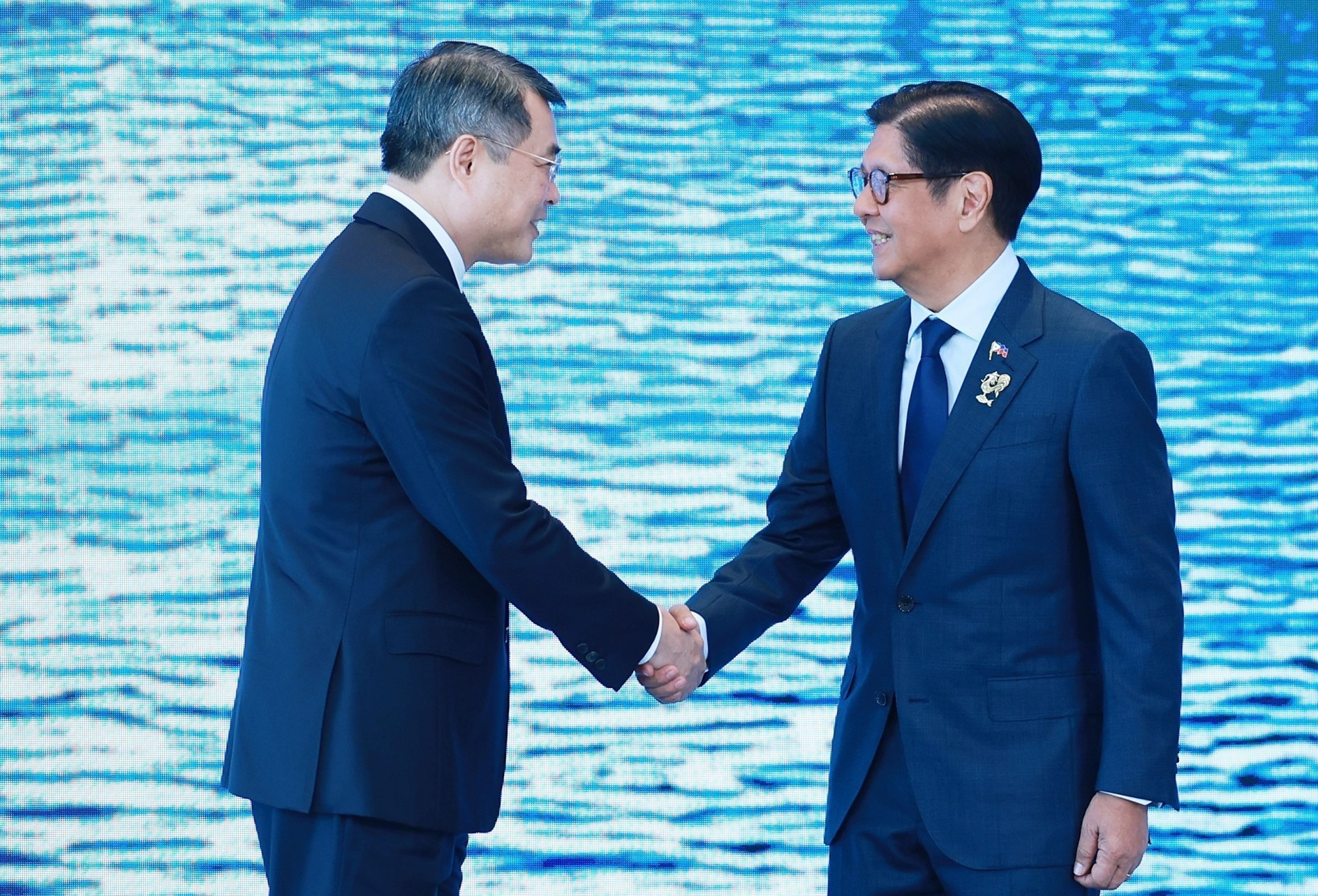 Thủ tướng Lê Minh Hưng và lãnh đạo các nước bắt đầu dự hội nghị cấp cao ASEAN