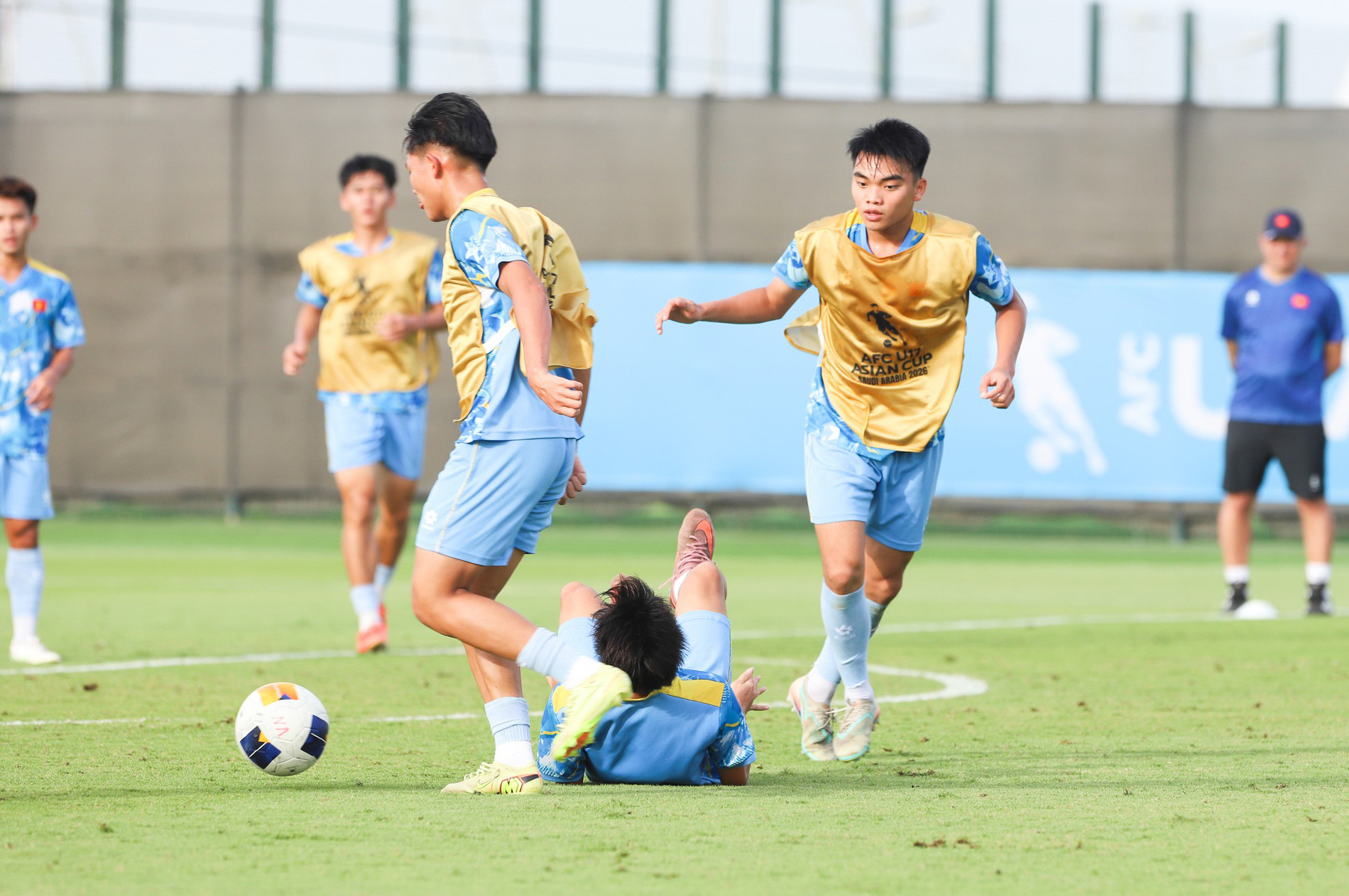u17 viet nam 6.jpg