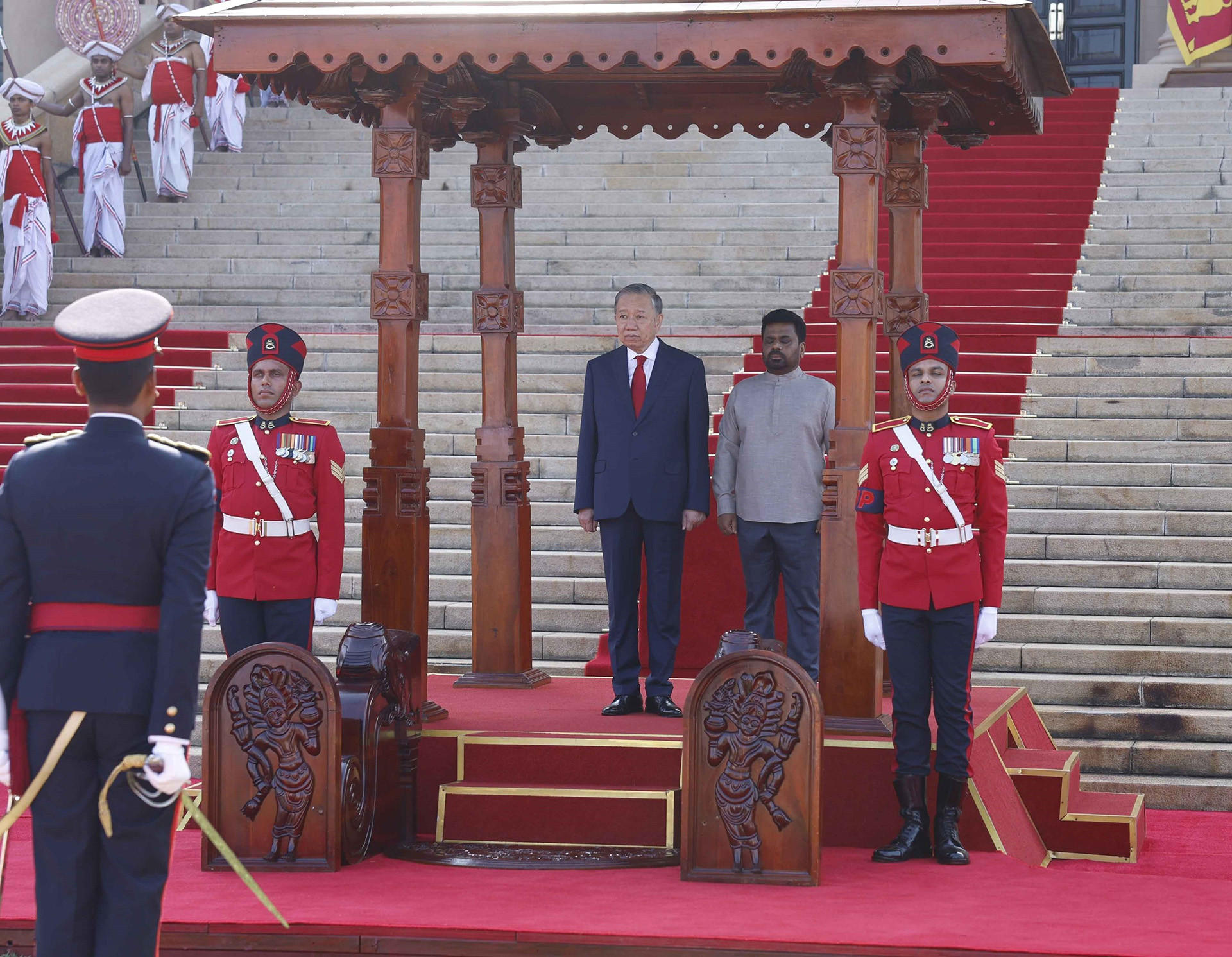 vnapotalledontongbithuchutichnuoctolamthamcapnhanuocsrilanka8748294 17782140869441991321688.jpg