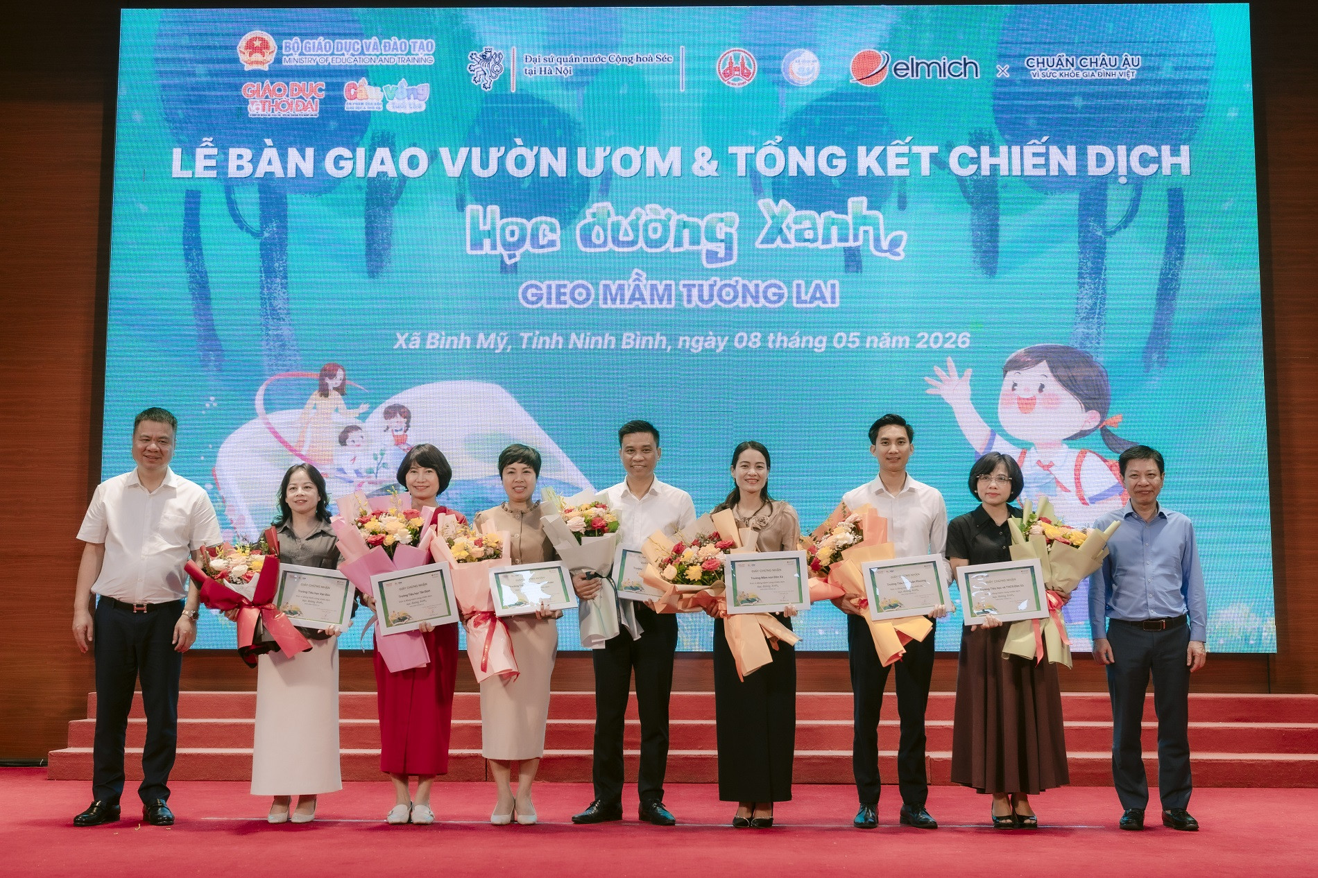anh 3(88).JPG