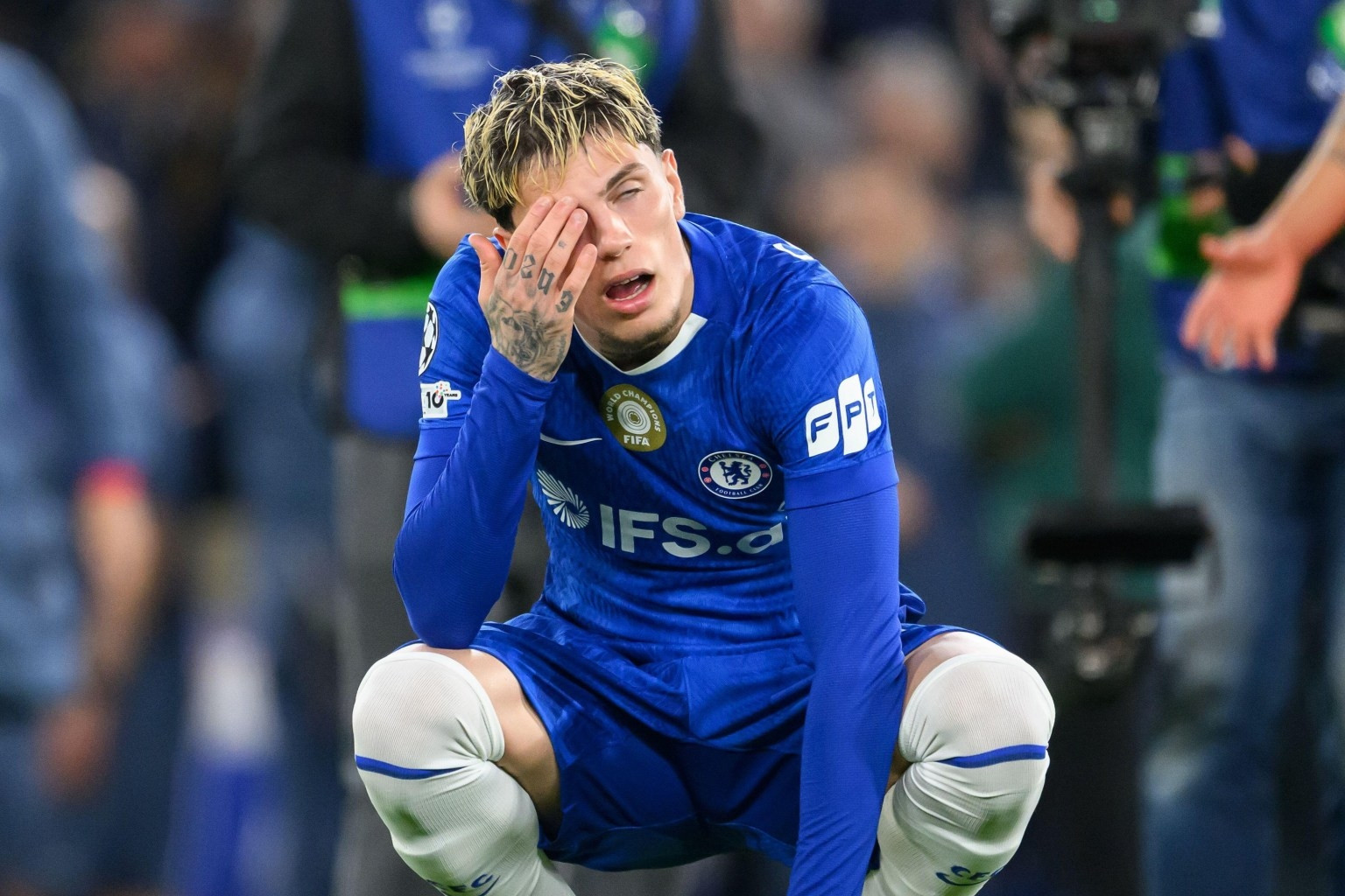 Chelsea tổn thất nặng trước cuộc chạm trán Liverpool