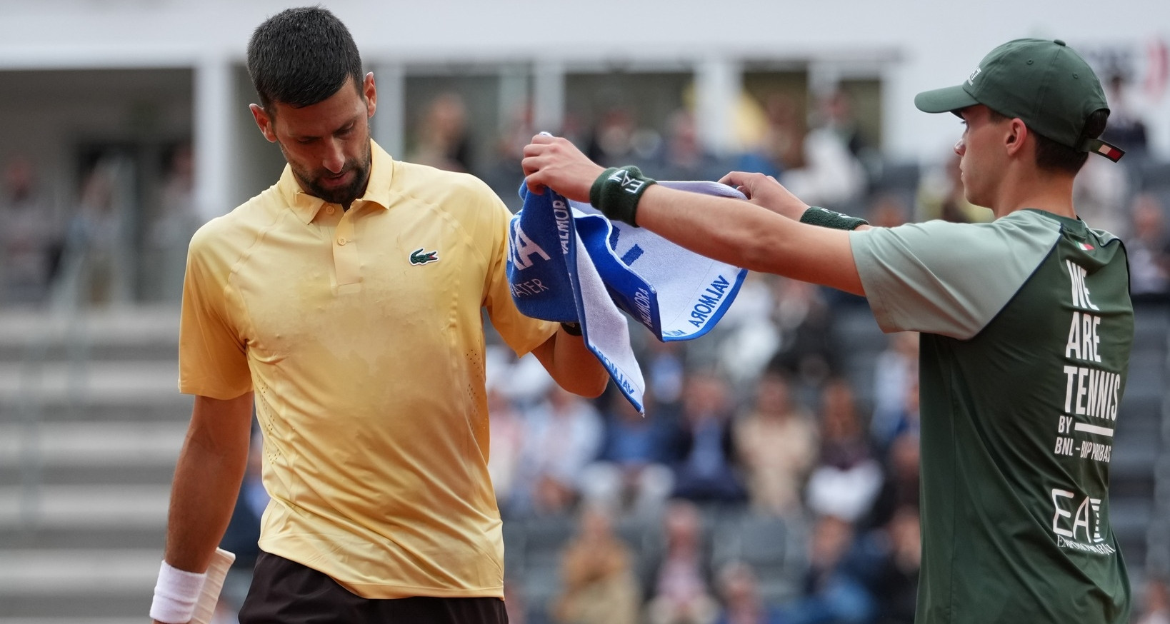 Djokovic thua sốc Prizmic tại vòng 2 Rome Open