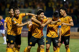 https://static-images.vnncdn.net/vps_images_publish/000001/000003/2026/5/9/thanh-hoa-vs-ha-noi-1-1944.jpg