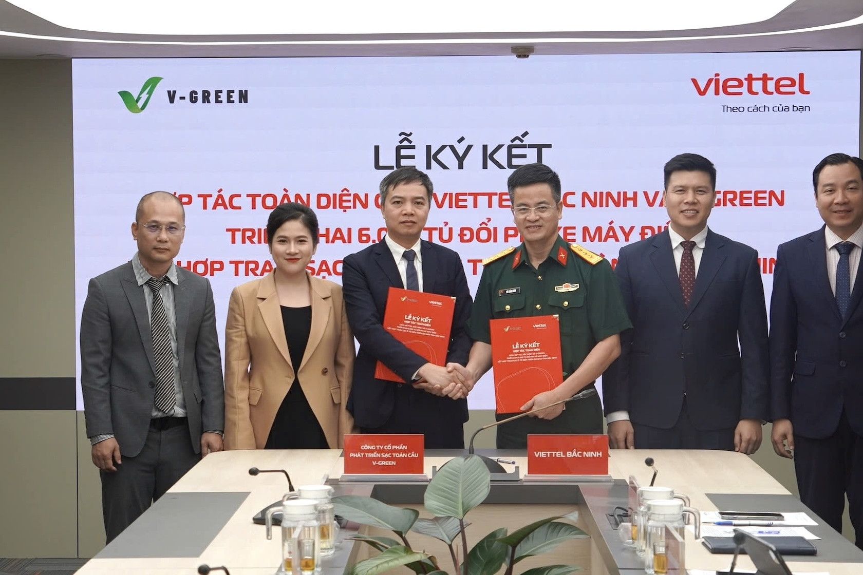 V-Green và Viettel triển khai 6.000 tủ đổi pin xe máy điện ở Bắc Ninh