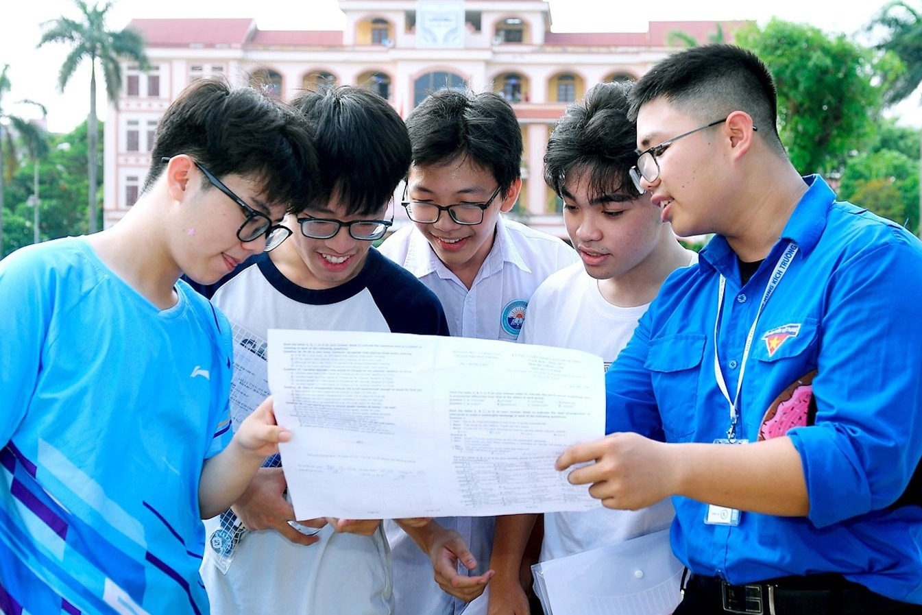 Đề và đáp án môn Toán thi vào lớp 10 Hải Phòng năm 2026
