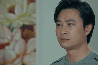 'Dưới ô cửa sáng đèn' tập 8: Nữ giám đốc nghi ngờ chồng ngoại tình khi bị từ chối
