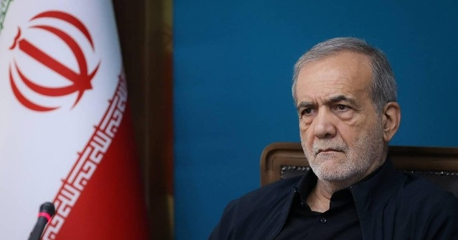 Iran bác tin Tổng thống Pezeshkian nộp đơn từ chức