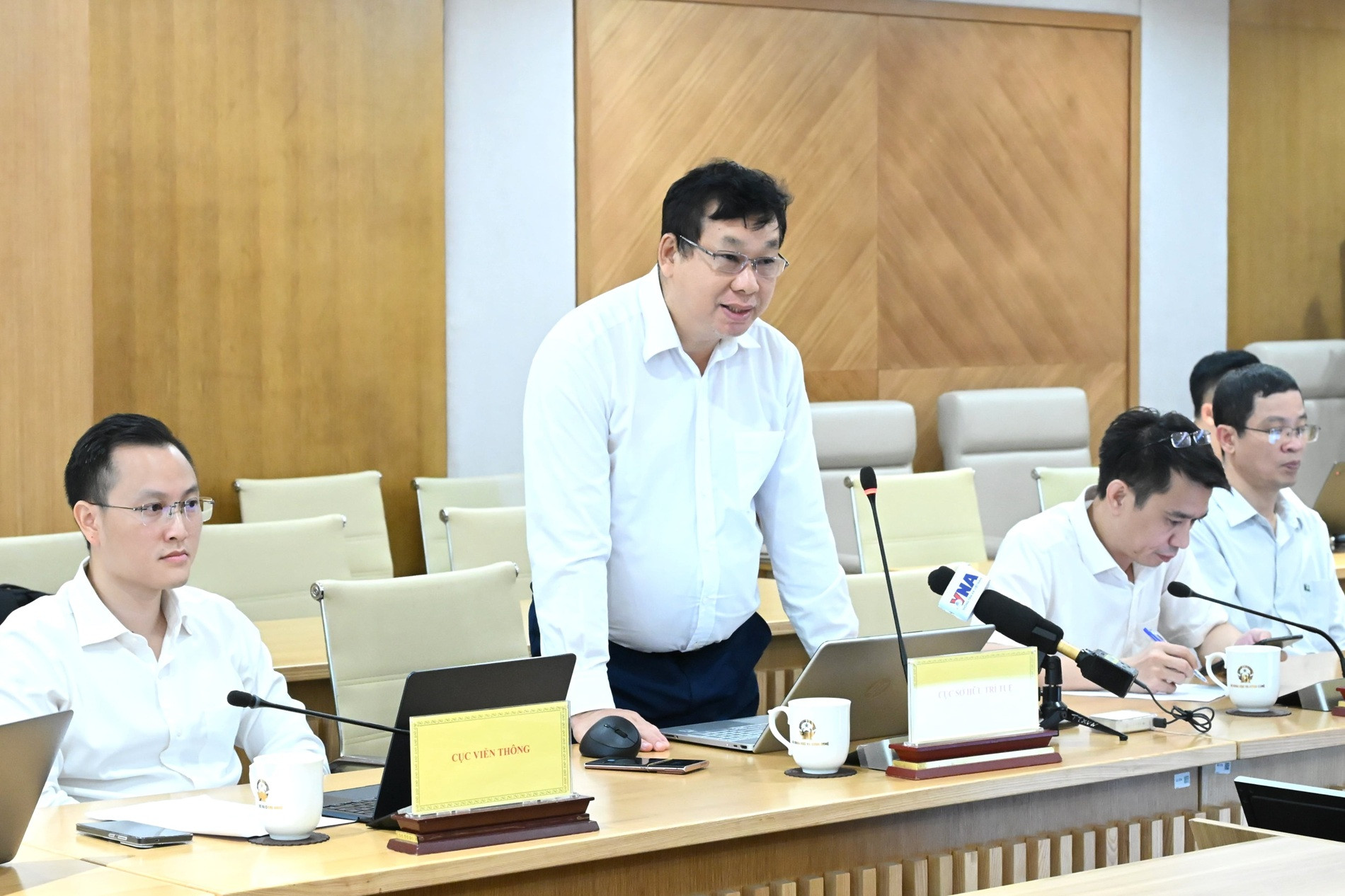 ông Trần Lê Hồng cục SHTT
