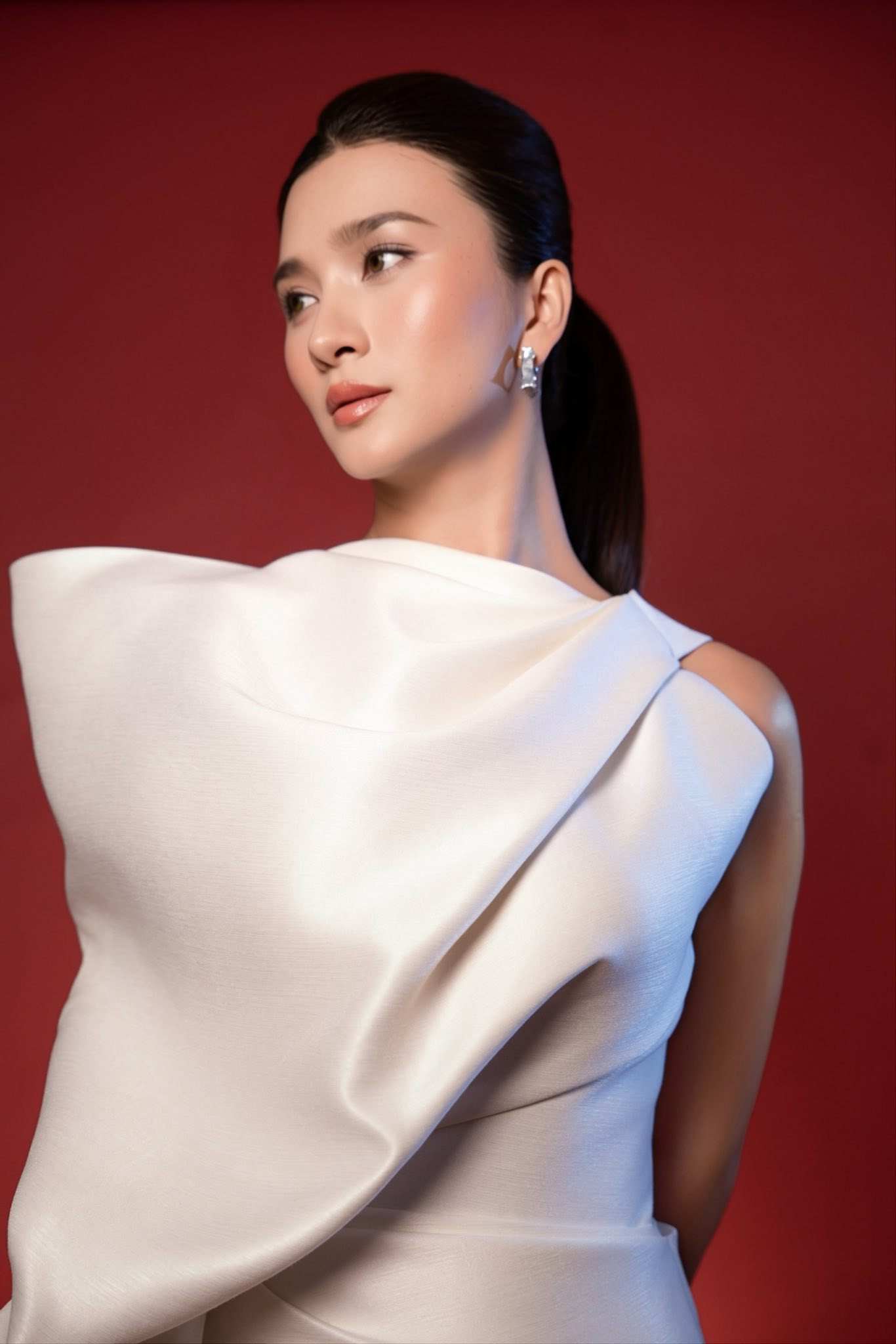 https://static-images.vnncdn.net/vps_images_publish/000001/000003/2026/6/1/tuyen12-2940.jpeg