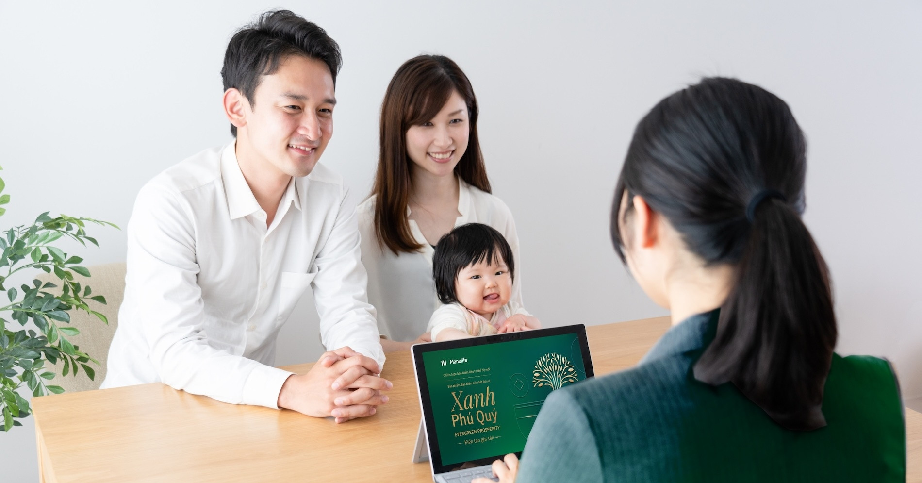 Vì sao nhân sự bất động sản, ngân hàng lâu năm… chuyển sang tư vấn bảo hiểm?