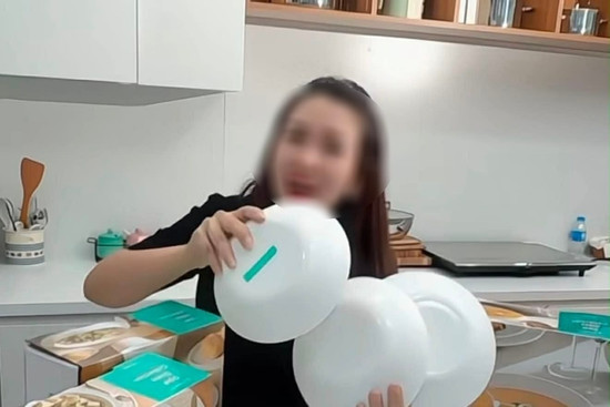 Bản tin trưa 10/6: Bán hàng online, nữ chủ shop bị khởi tố vì trốn thuế