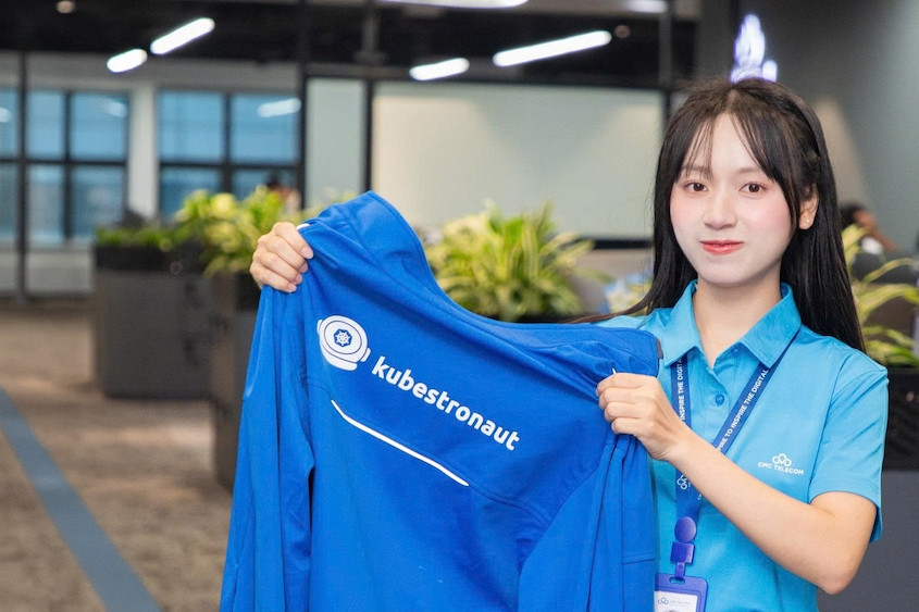 Nữ kỹ sư CMC Telecom nhận danh hiệu Kubestronaut