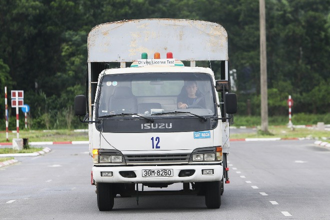 Bộ Công an đề xuất tăng quãng đường sát hạch lái xe thực tế lên tối thiểu 5km